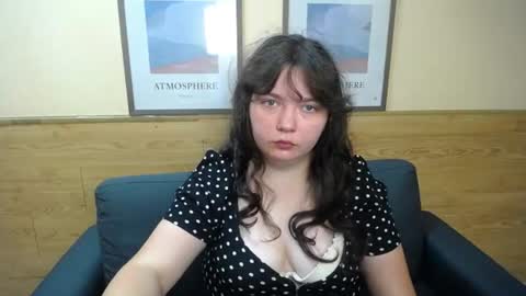 NeonilaLisova online show from July 16, 5:13 am