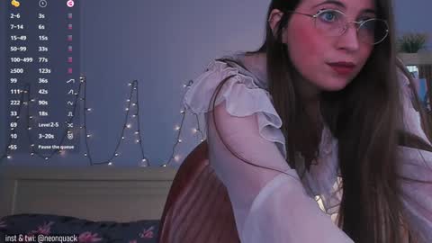 Snapshot of neonquack chatting on December 8, 11:46 am Riley online show from December 8, 11:46 am