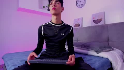  NeoRaptis  jhonatan  online show from December 20, 8:01 pm