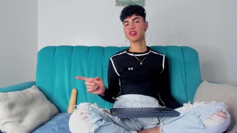  NeoRaptis  jhonatan  online show from January 17, 8:11 pm