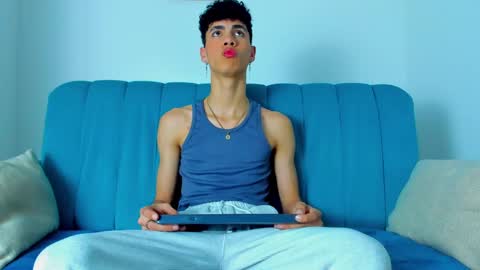  NeoRaptis  jhonatan  online show from March 5, 9:26 pm