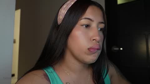 Snapshot of nerak_a chatting on April 27, 11:14 pm Helena Every Friday new video for my fan club loves online show from April 27, 11:14 pm