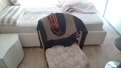 Nerchia89 online show from April 21, 2:45 pm