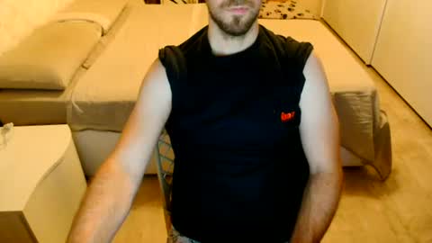 Snapshot of nerchia_89 chatting on August 8, 9:28 pm Nerchia89 online show from August 8, 9:28 pm