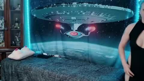 Snapshot of nerdsondisplay chatting on March 15, 11:00 pm The Silk Glove Mistress online show from March 15, 11:00 pm