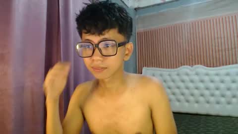 Snapshot of nerdy_nate chatting on June 7, 9:51 pm Ethan online show from June 7, 9:51 pm
