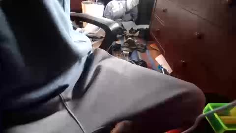 Snapshot of nerdyboi22 chatting on October 14, 7:03 pm nerdyboi22 online show from October 14, 7:03 pm