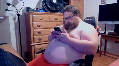 Snapshot of nerdychub4fun chatting on December 13, 1:15 am nerdychub4fun online show from December 13, 1:15 am
