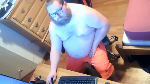 Snapshot of nerdychub4fun chatting on January 14, 1:15 am nerdychub4fun online show from January 14, 1:15 am