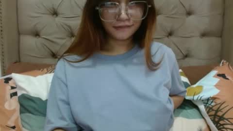 nerdysweetpinay online show from September 11, 1:28 am