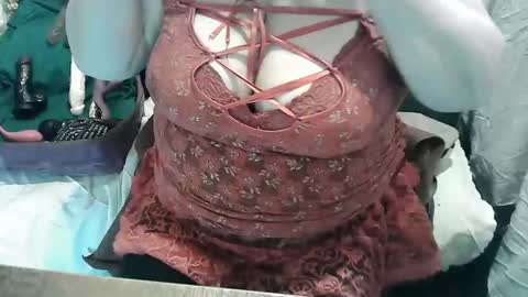 neslihan online show from February 11, 10:07 pm