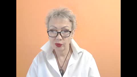 NessyJenixs online show from November 16, 8:53 am