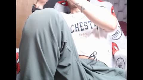 Snapshot of neuttron chatting on January 14, 11:31 pm neuttron online show from January 14, 11:31 pm