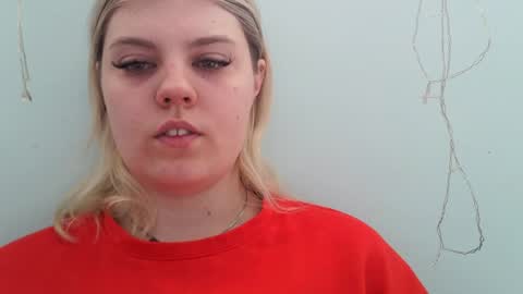 never_enoughh online show from July 7, 6:05 am
