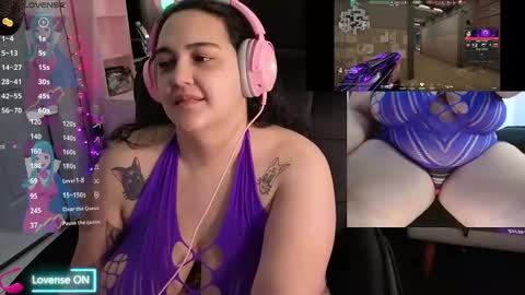 Snapshot of nevermakeawish chatting on February 8, 6:55 pm Wishs Playground online show from February 8, 6:55 pm