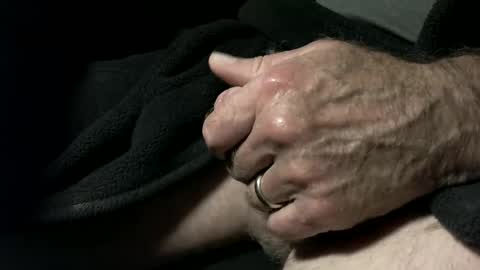 nevrsaynevr2000 online show from October 2, 1:45 am