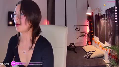 Alice online show from November 10, 3:00 pm