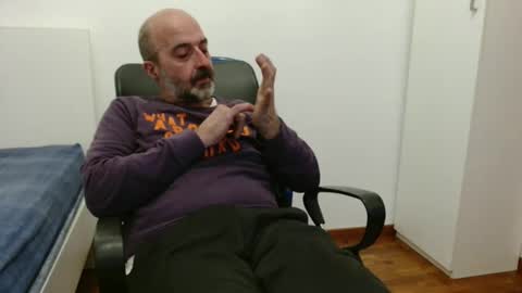 simi online show from November 1, 7:16 pm