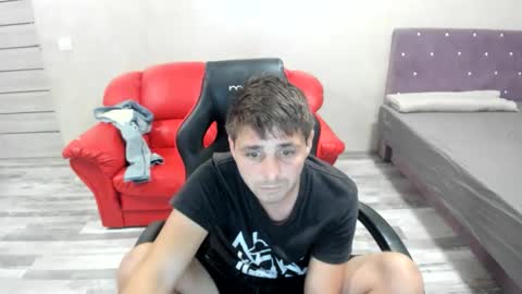 Snapshot of newboy69_ chatting on September 30, 8:25 pm newboy69_ online show from September 30, 8:25 pm