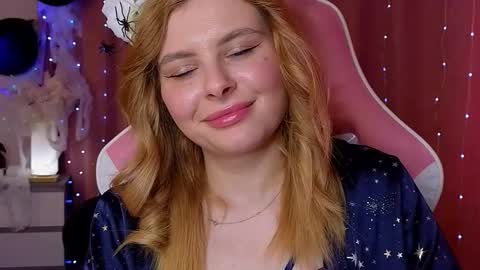 Snapshot of newdayo chatting on October 24, 5:48 am newdayo online show from October 24, 5:48 am