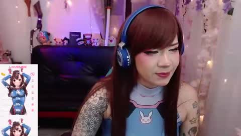 Snapshot of newjadedelux chatting on June 30, 6:31 pm New Account Jade Delux online show from June 30, 6:31 pm
