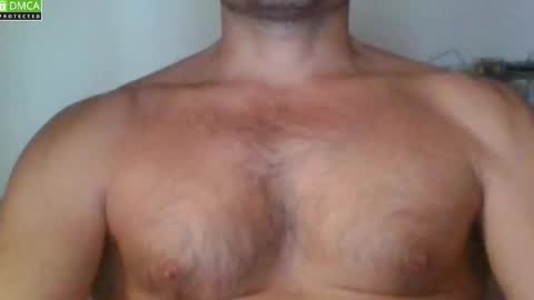 newtyguy90 online show from October 17, 8:06 am