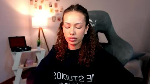 Snapshot of nexorine chatting on March 1, 6:26 am Lilly online show from March 1, 6:26 am