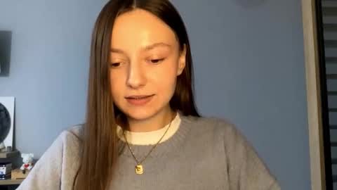 Snapshot of next_fantasy_bb chatting on November 2, 2:19 pm Agne online show from November 2, 2:19 pm