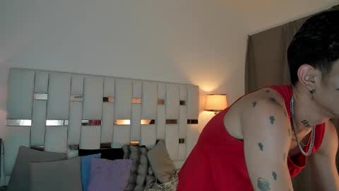 Snapshot of nextboywell1 chatting on March 15, 3:01 am Yeison online show from March 15, 3:01 am