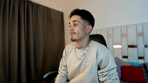 Snapshot of nextboywell1 chatting on April 1, 3:07 am Yeison online show from April 1, 3:07 am