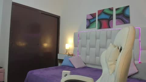 Snapshot of nextboywell1 chatting on April 8, 3:06 am Yeison online show from April 8, 3:06 am