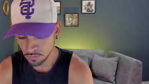 NEYDER  online show from February 25, 1:32 pm