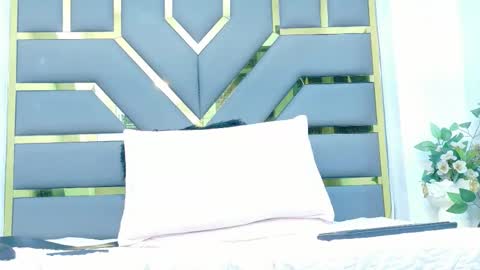 Snapshot of neytanmalcon chatting on December 13, 10:48 pm neytanmalcon online show from December 13, 10:48 pm