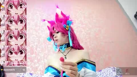 NEZUKO MITSURI online show from October 17, 5:59 pm