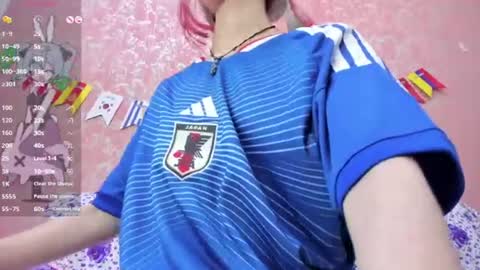 Snapshot of nezuko_mitsuri chatting on June 26, 5:28 pm NEZUKO MITSURI online show from June 26, 5:28 pm