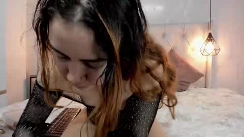 Snapshot of nezukokamado1_ chatting on October 9, 1:31 pm Milena online show from October 9, 1:31 pm