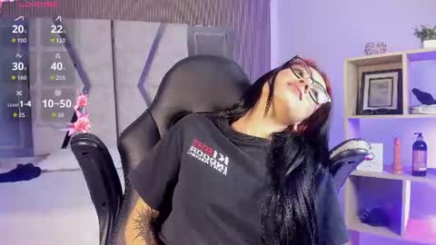 nezukoo_1 online show from June 25, 11:42 pm