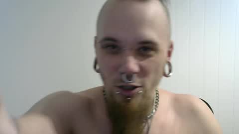 Snapshot of nezvers chatting on February 15, 10:10 pm YouPick online show from February 15, 10:10 pm