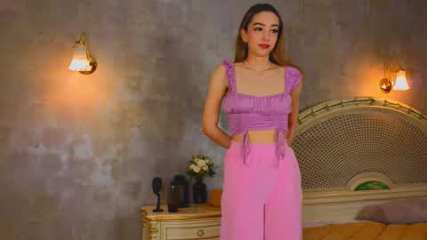 Snapshot of nganlico chatting on November 18, 3:01 am Anasteisha online show from November 18, 3:01 am