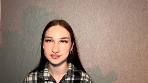 Kate Ng online show from April 8, 5:46 pm