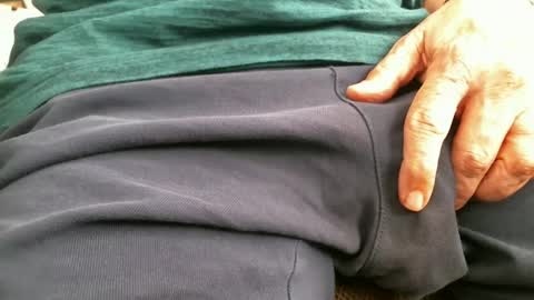 ngurth online show from December 2, 9:39 pm