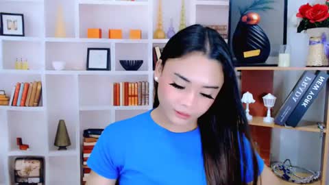 hottie nicole online show from May 18, 12:29 am