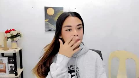 Snapshot of nhics_and_hades chatting on February 20, 1:02 am nhics and hades online show from February 20, 1:02 am