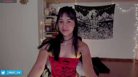 Snapshot of nia_blaze chatting on November 8, 10:30 pm Nia online show from November 8, 10:30 pm