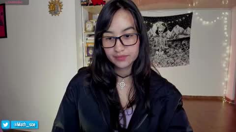 Snapshot of nia_blaze chatting on December 16, 7:52 pm Nia online show from December 16, 7:52 pm