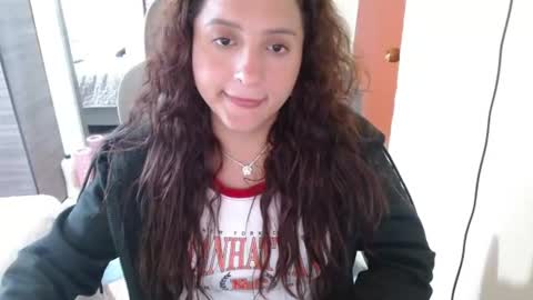 Snapshot of nia_cop chatting on July 22, 10:12 pm Dani online show from July 22, 10:12 pm