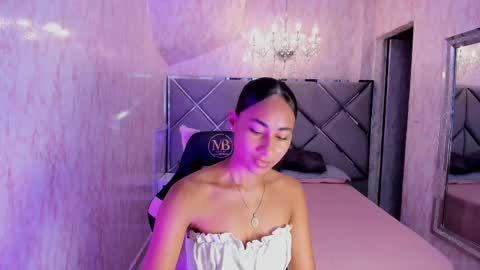   NIA  online show from October 3, 7:44 pm