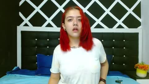 Estefani  online show from December 19, 11:50 am