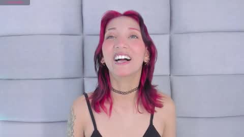 Nia online show from March 7, 12:24 pm