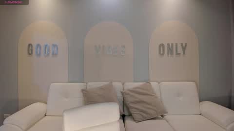 SQUIRTER DOLL    online show from October 12, 6:07 pm